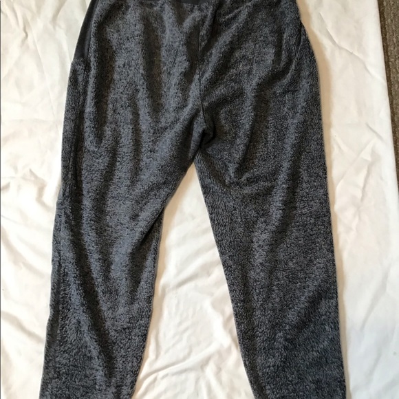 Plus Size Pennington’s Active Zone sweat pants - Picture 2 of 3